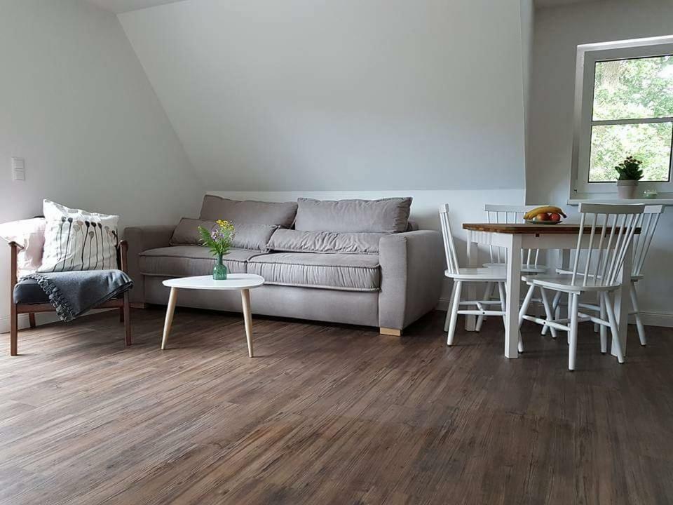 Darsser Strandgut - Haus Ahrenshooper Holz Exteriör bild