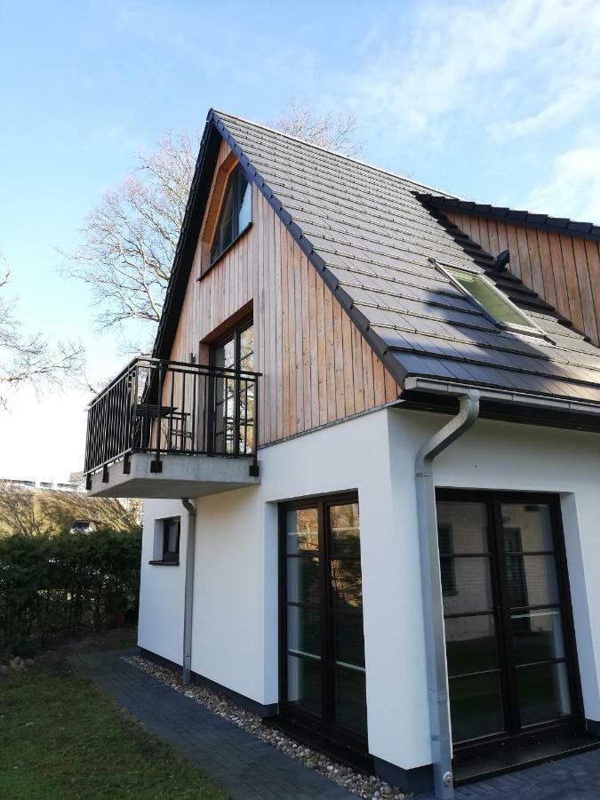 Darsser Strandgut - Haus Ahrenshooper Holz Exteriör bild